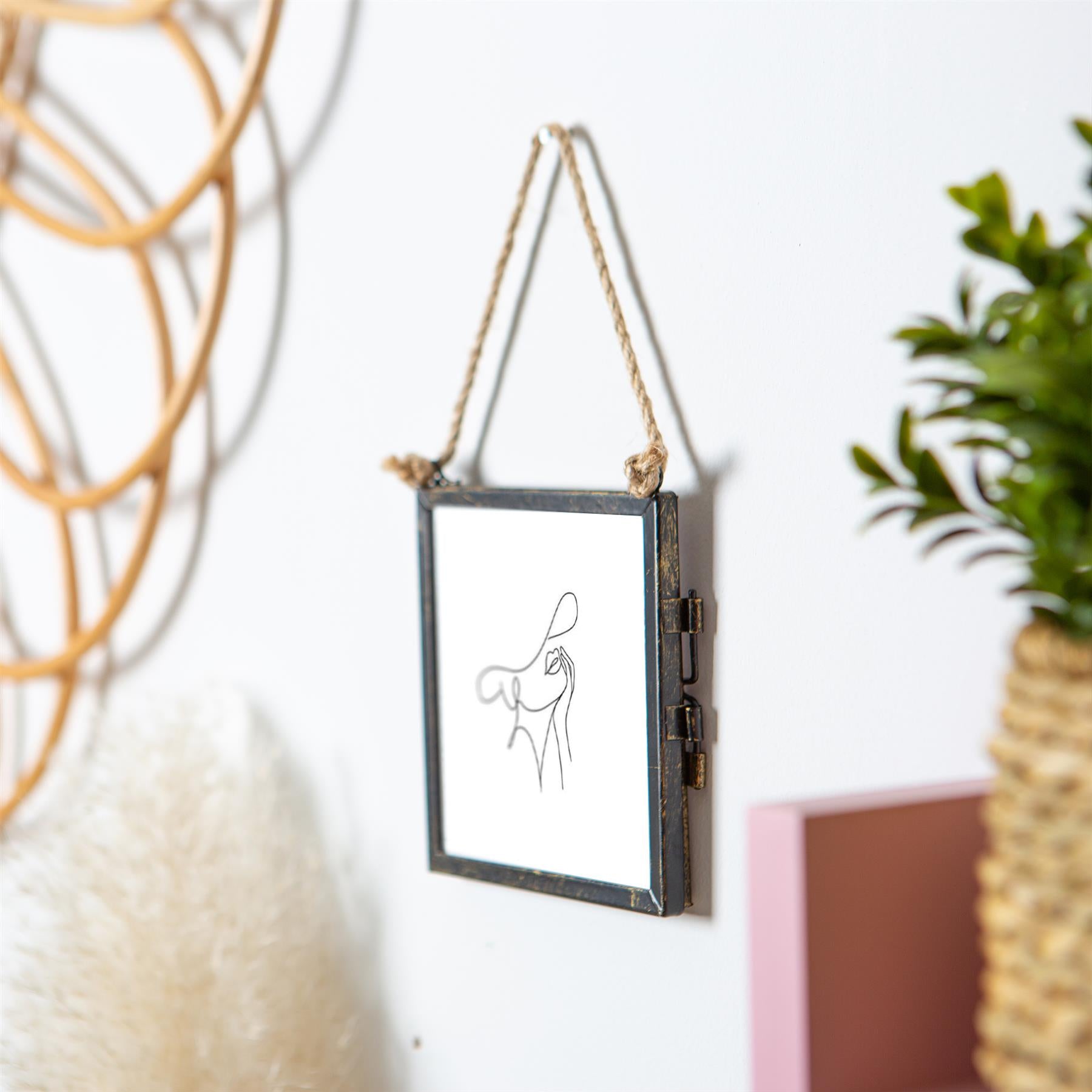 4" x 4" Glass Hanging Photo Frame