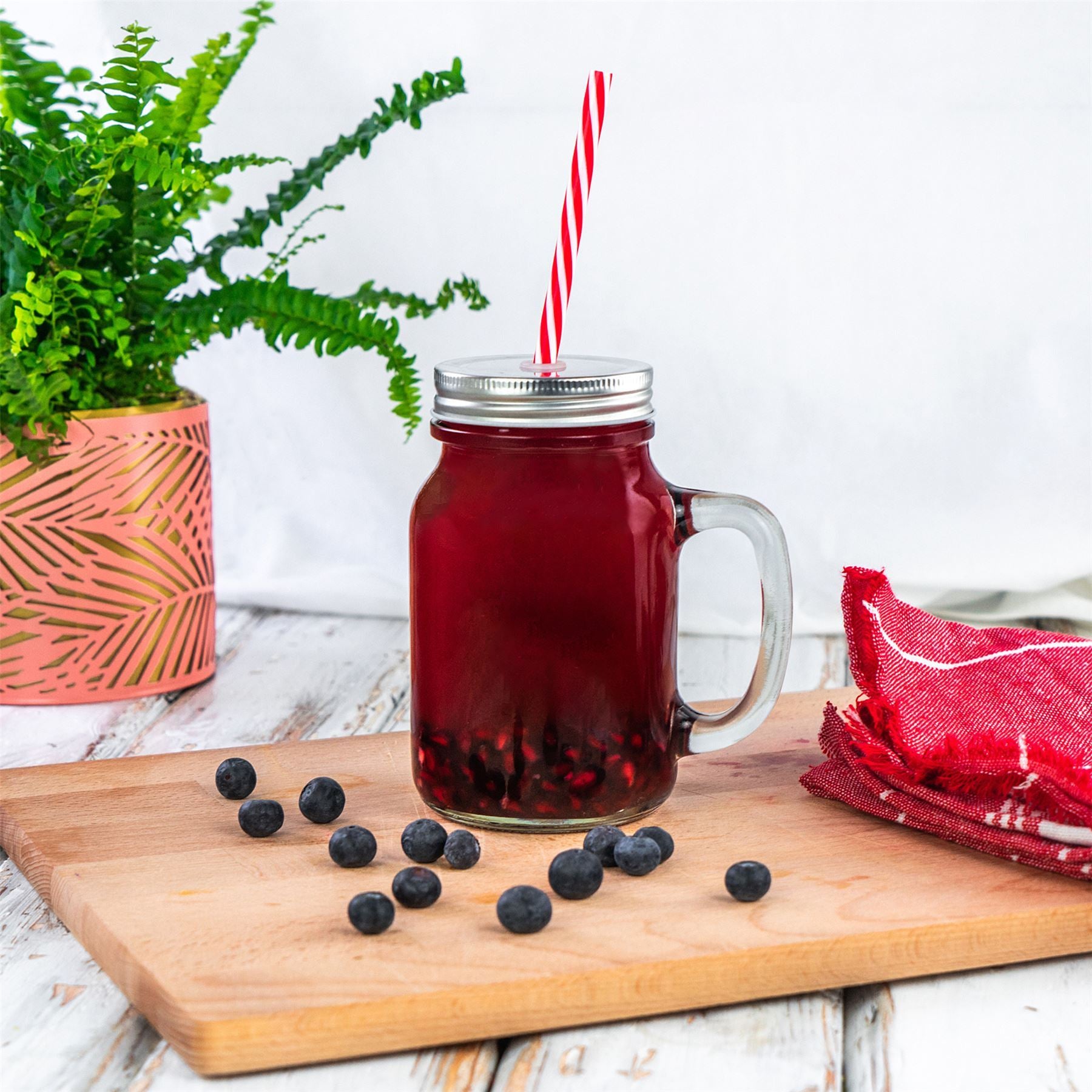 620ml Jam Jar Drinking Glasses with Lids & Straws - Pack of Four