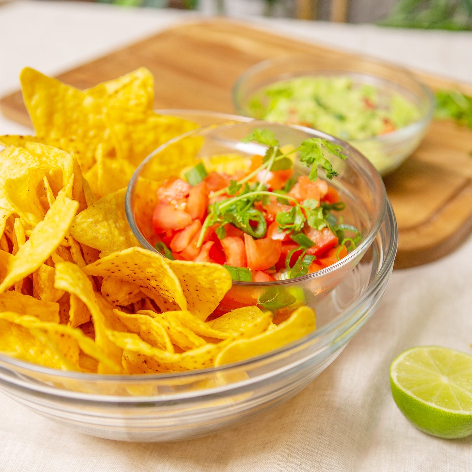23cm Clear Lys Glass Nesting Mixing Bowl