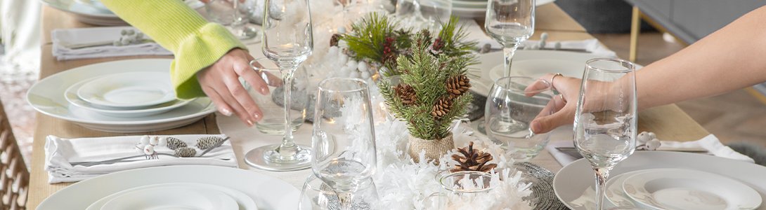 Christmas Tableware &amp; Serveware