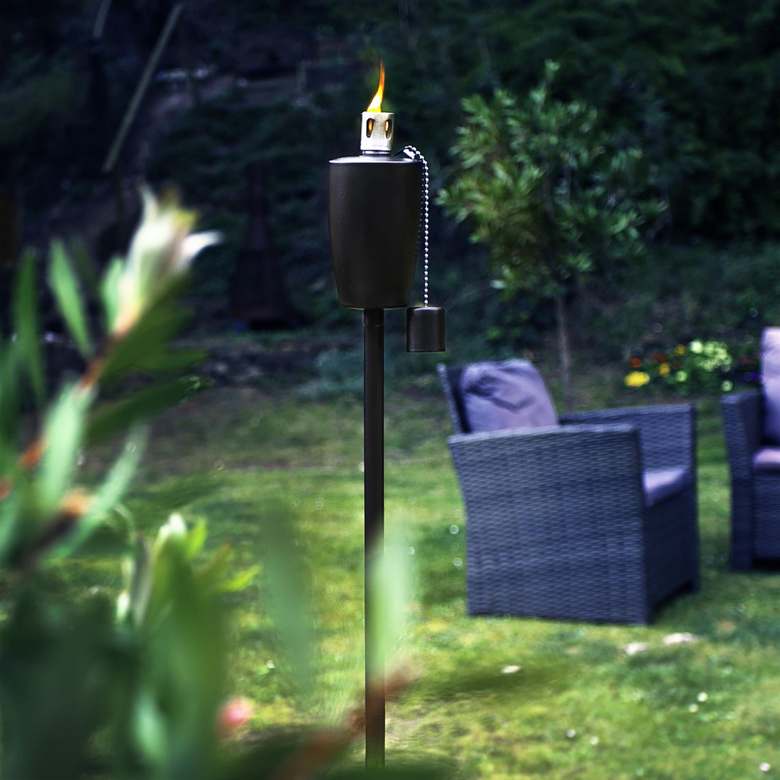 Black 1.46m Barrel Metal Garden Fire Torches - Pack of 6