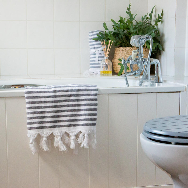 160cm x 90cm Cotton Bath Towel - By Nicola Spring
