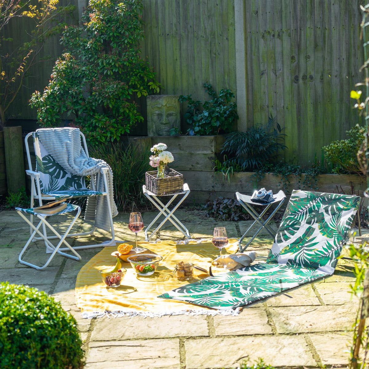 Banana Leaf Folding Metal Beach Chairs - Pack of 2