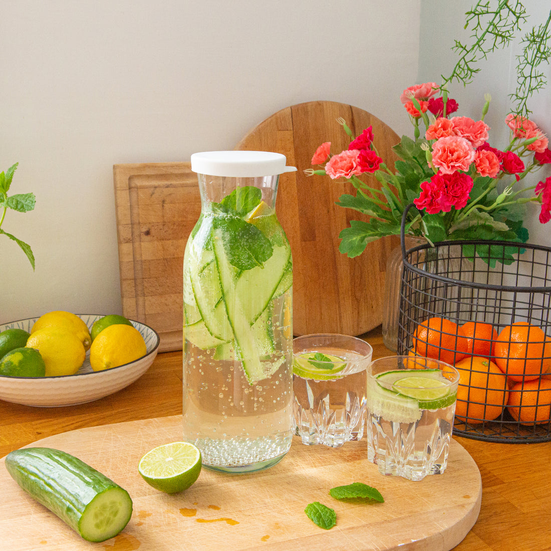 1.2L Fonte Glass Carafe with White Silicone Lid