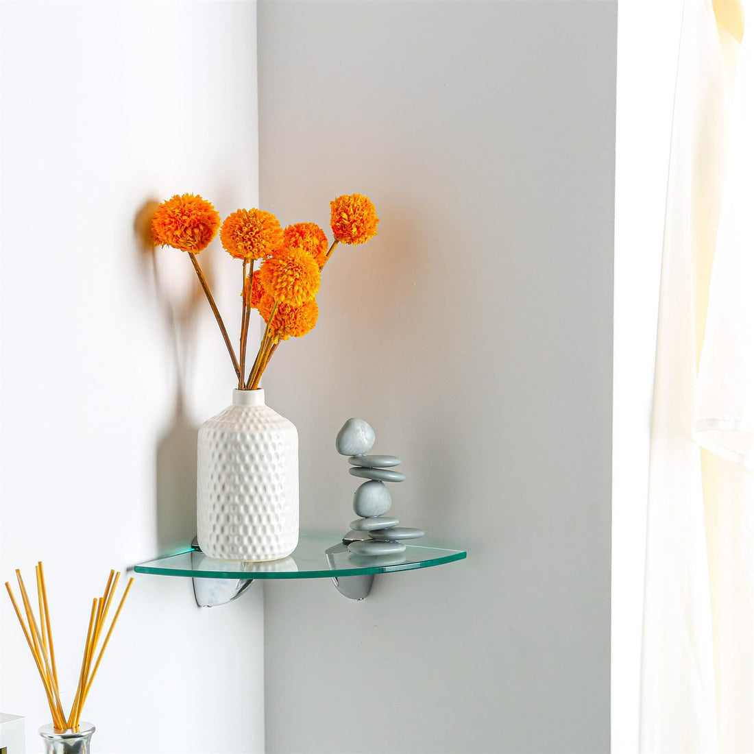 20cm Floating Glass Bathroom Corner Shelves with Black Brackets - Pack of 3