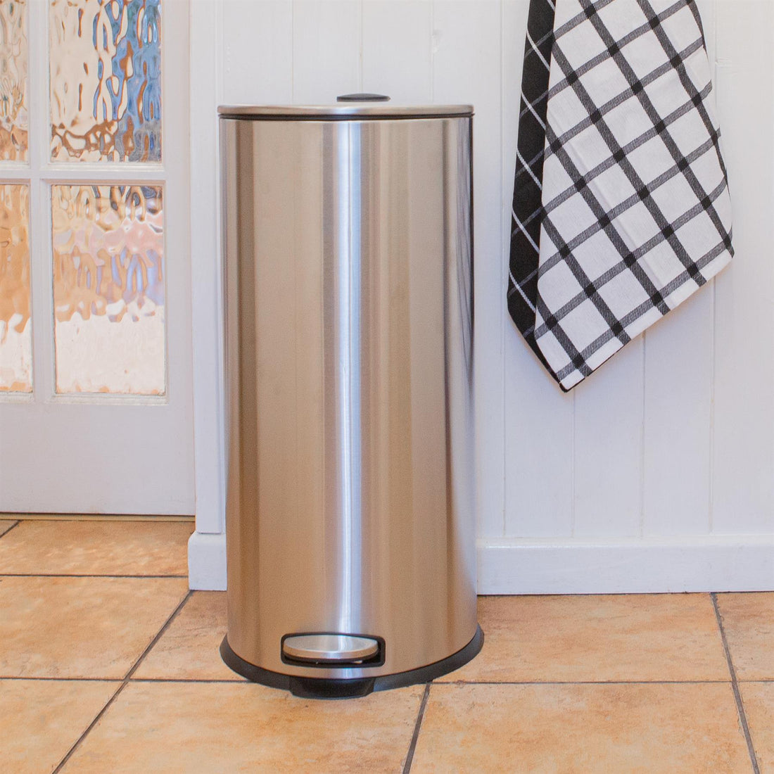 30L Round Stainless Steel Kitchen Pedal Bin - White