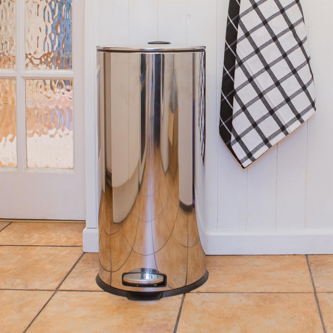 30L Round Stainless Steel Kitchen Pedal Bin - Chrome