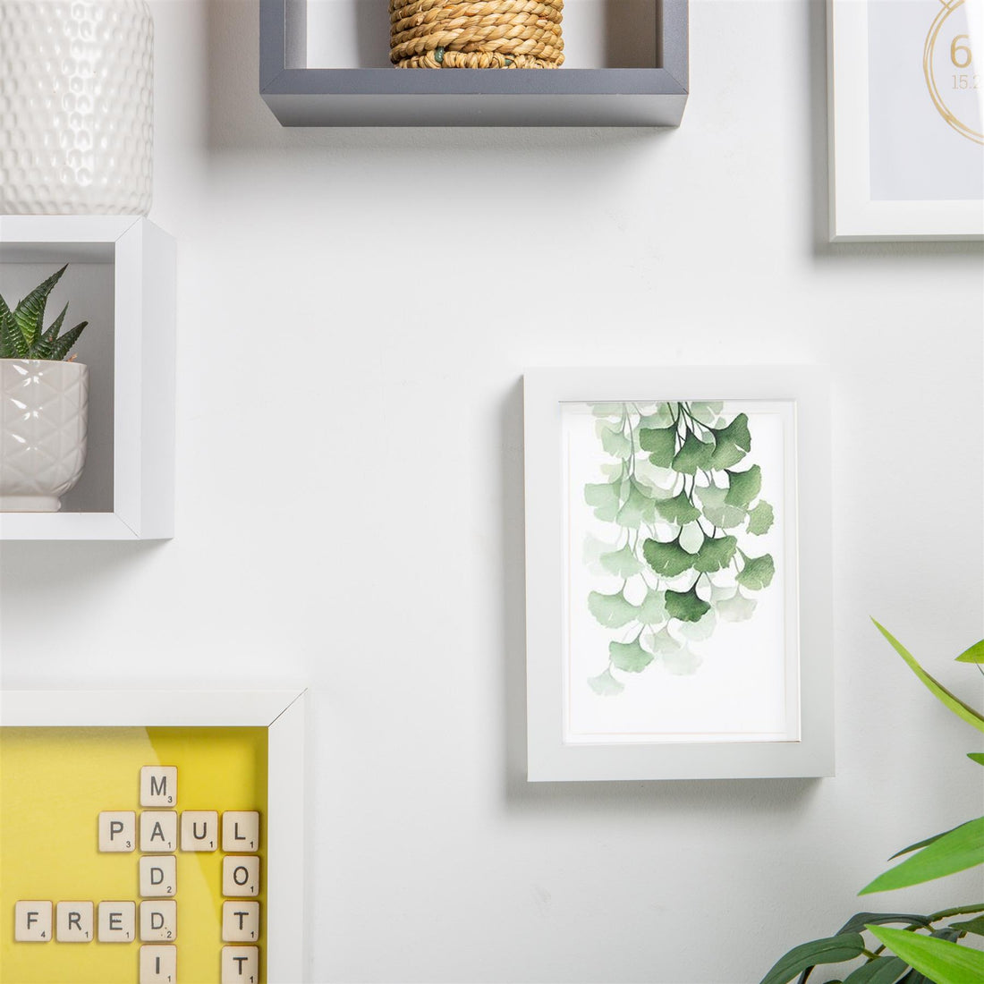 White 5" x 7" Shadow Box Photo Frame with 4" x 6" White Mount &amp; White Spacer