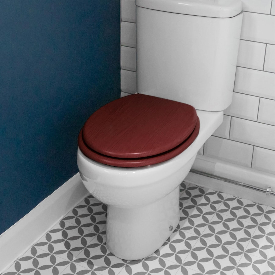 Soft-Close Wooden Toilet Seat - Mahogany