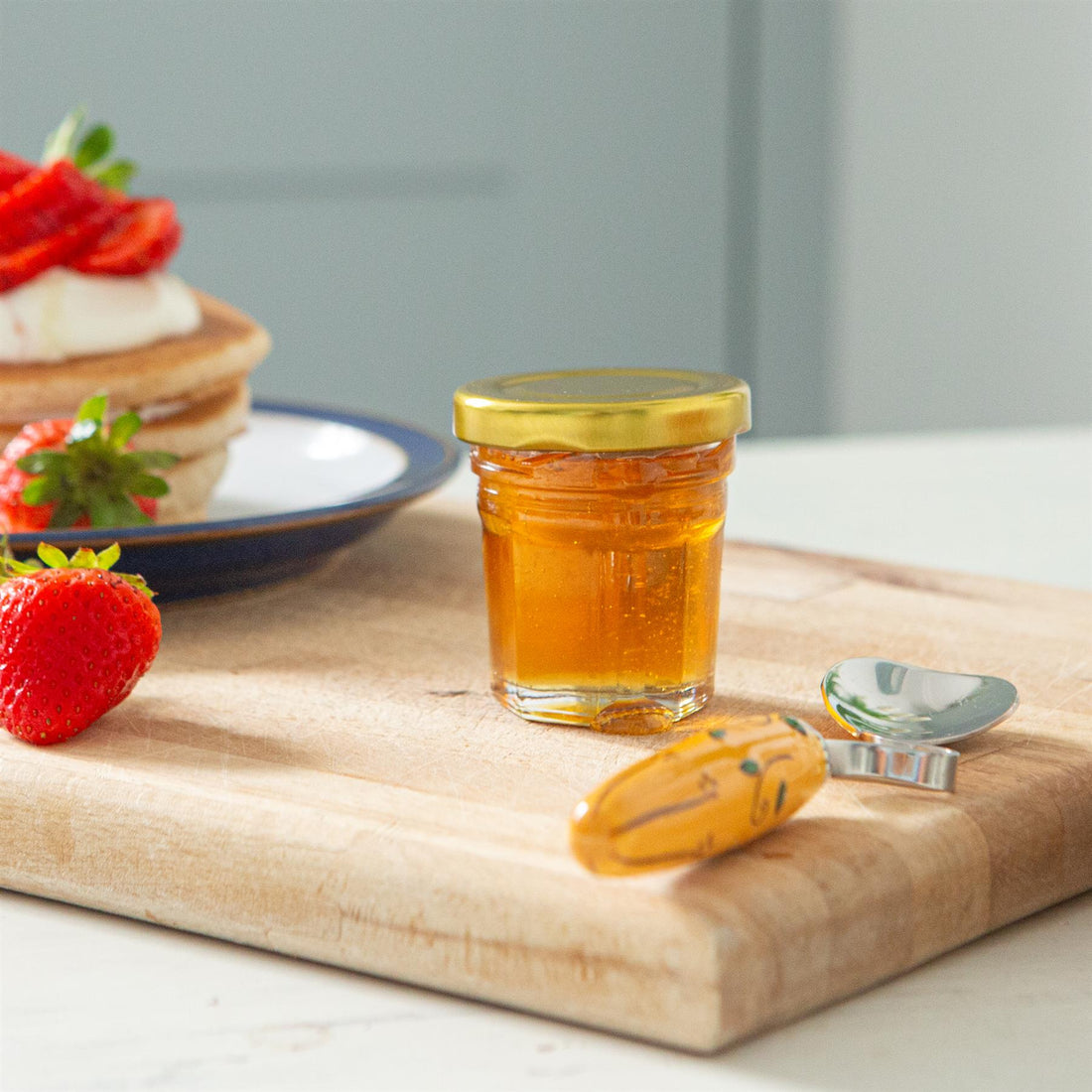 30ml Octagonal Glass Jam Jars with Gold Screw-Top Lids - Pack of 6