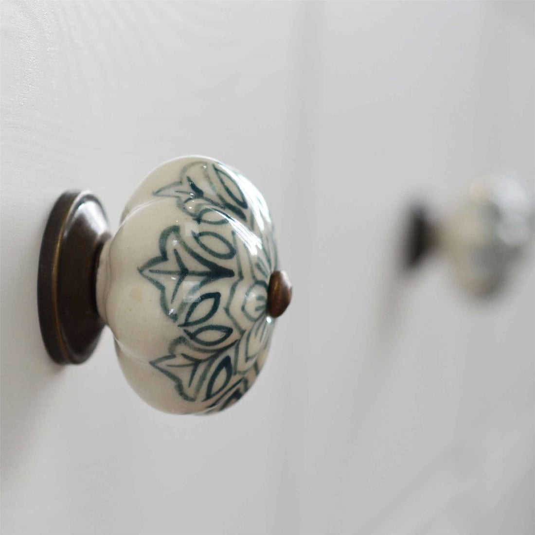Green 4.5cm Vintage Floral Ceramic Cabinet Knob