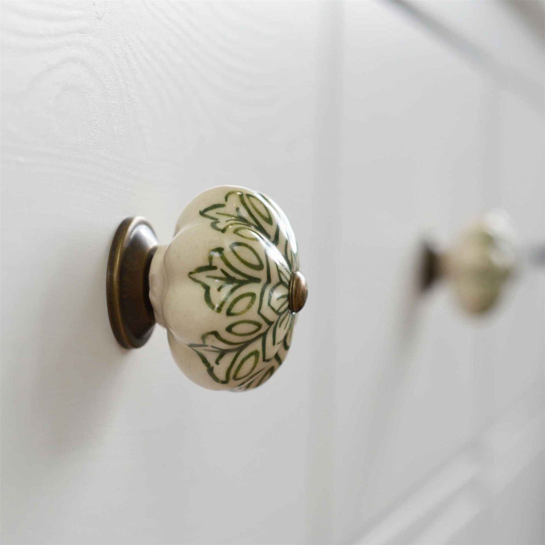 Olive 4.5cm Vintage Floral Ceramic Cabinet Knob