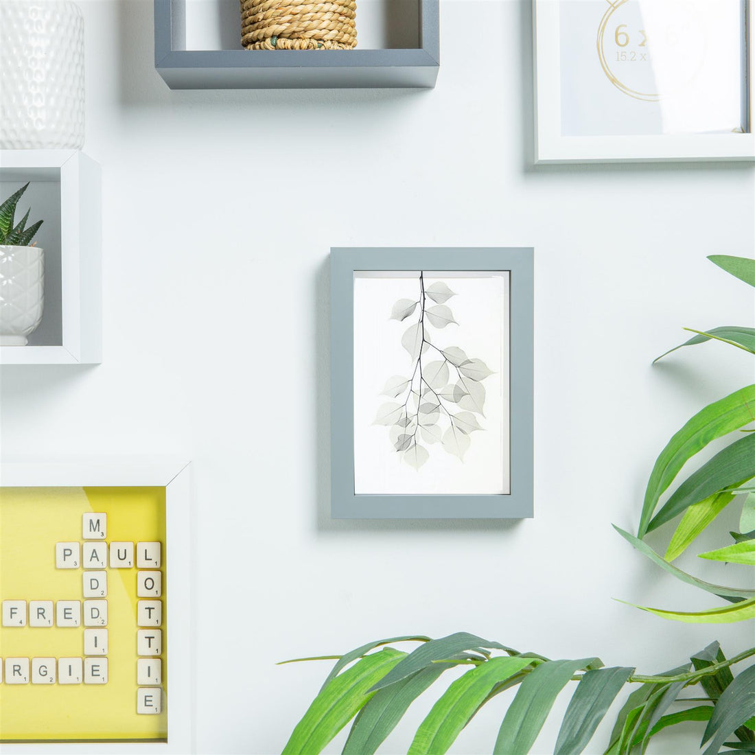 Grey 5" x 7" Photo Frame with Grey 4" x 6" Mount