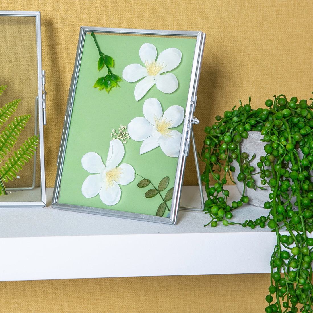 Silver 8" x 10" Metal Photo Frame