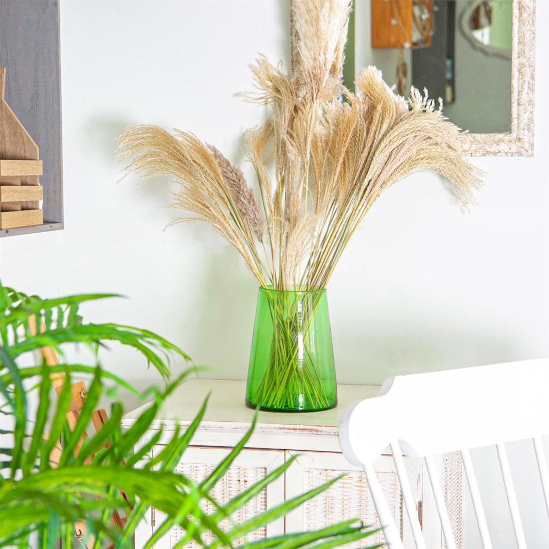 Green 25cm Jebel Hand-Blown Recycled Glass Vase