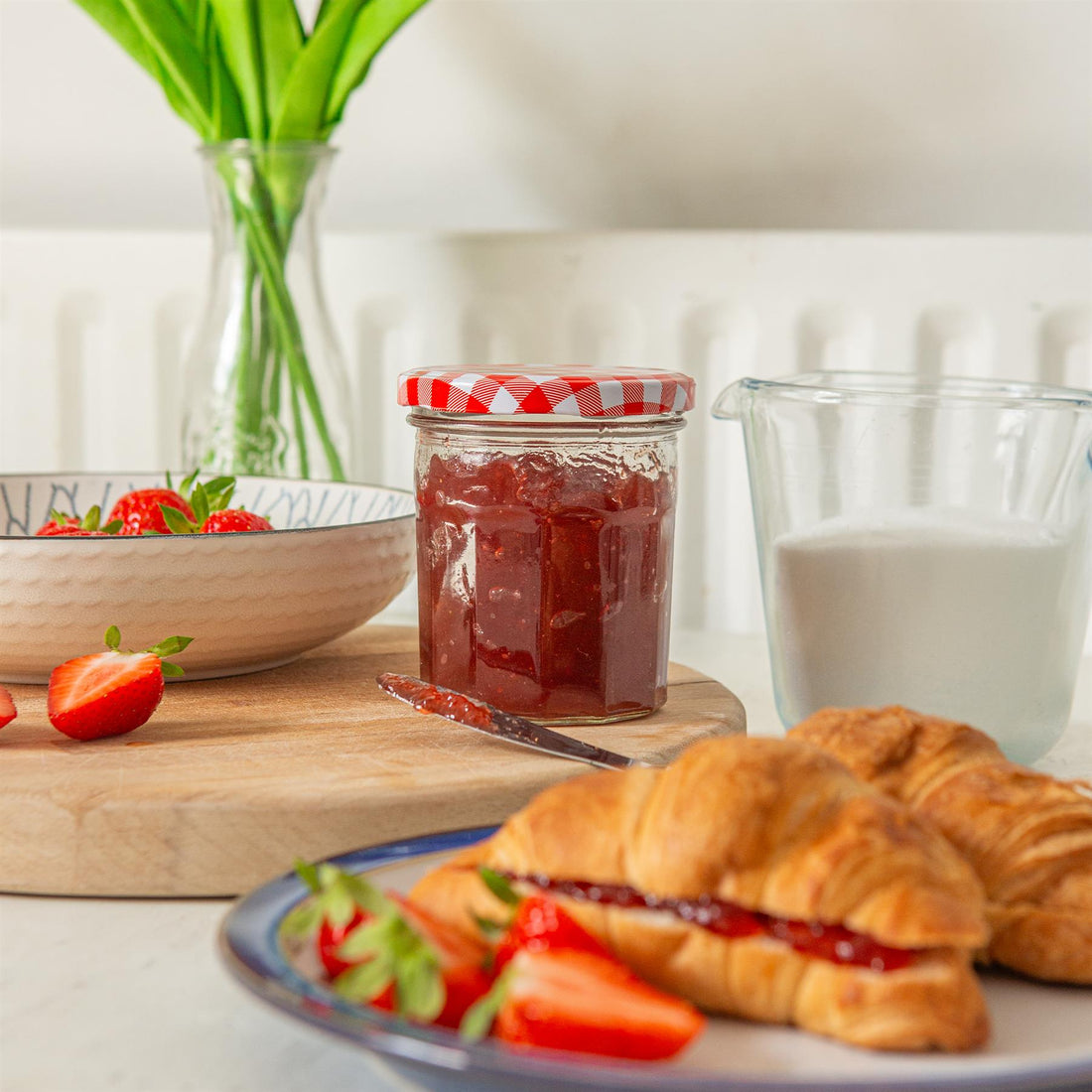 250ml Octagonal Glass Jam Jars with Red Gingham Screw-Top Lids - Pack of 6