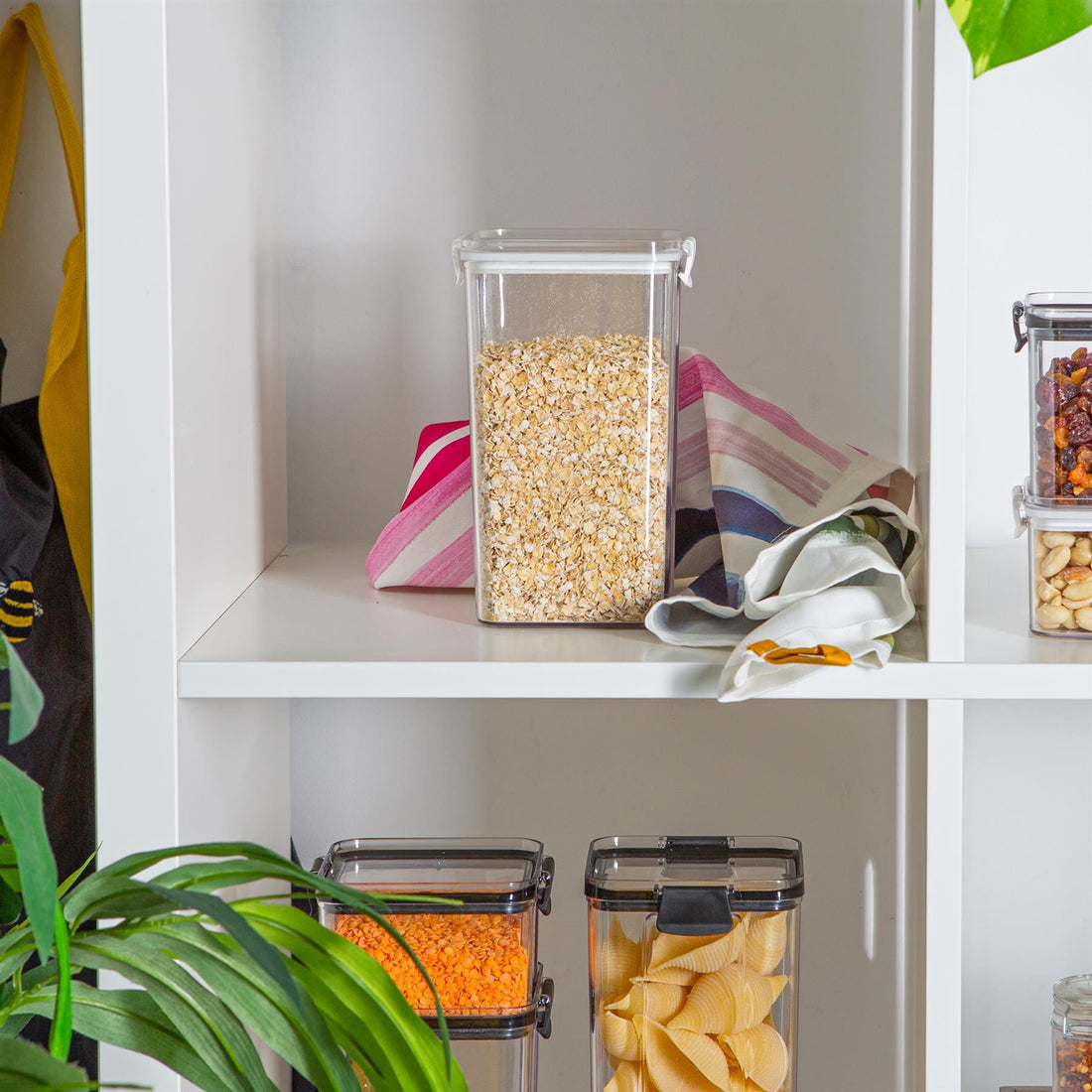 1.3L White Airtight Plastic Food Storage Container