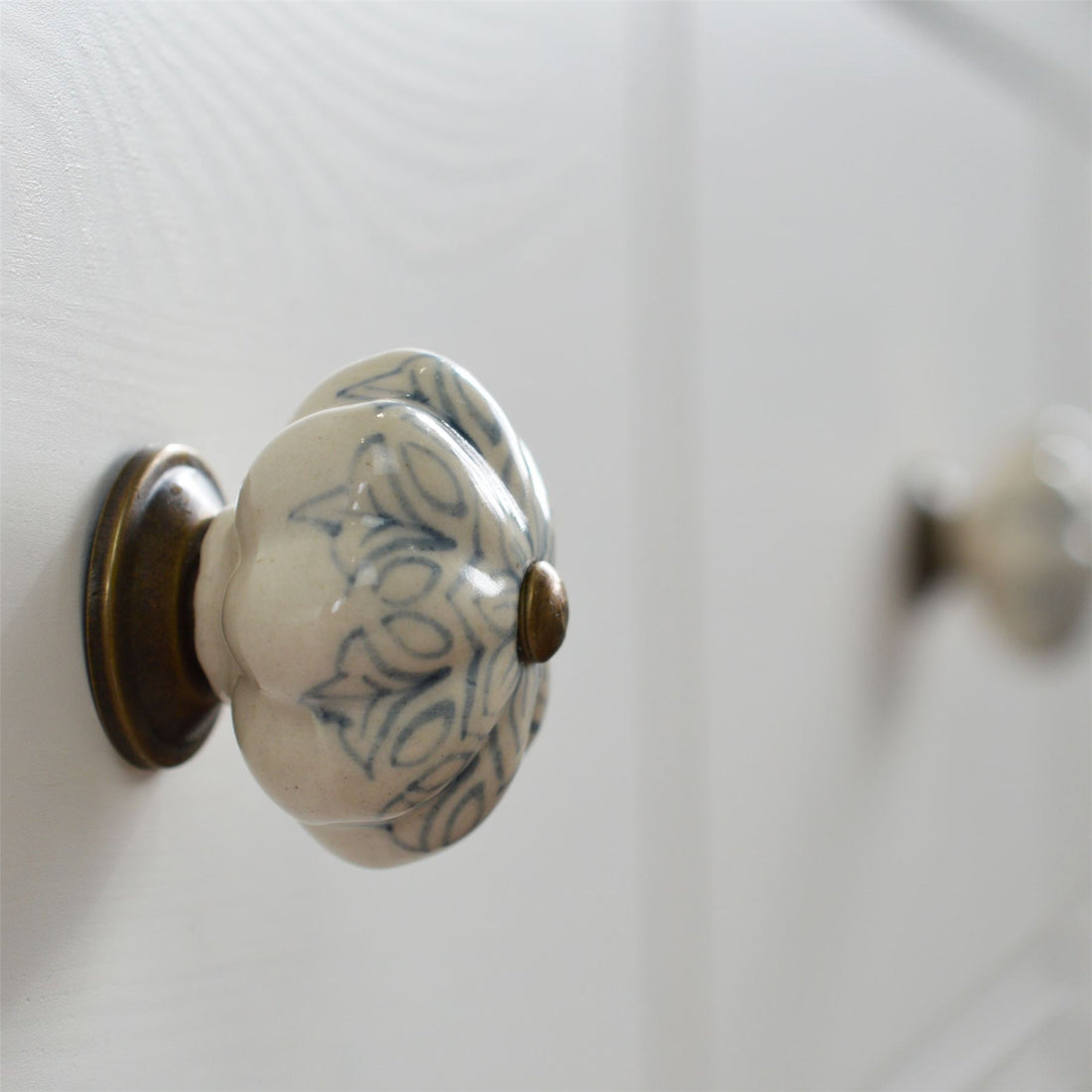 Light Blue 4.5cm Vintage Floral Ceramic Cabinet Knob
