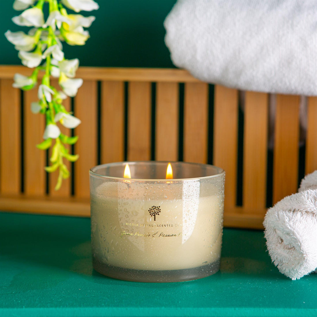 350g Double Wick Green Pomelo & Passion Fruit Scented Soy Wax Candle