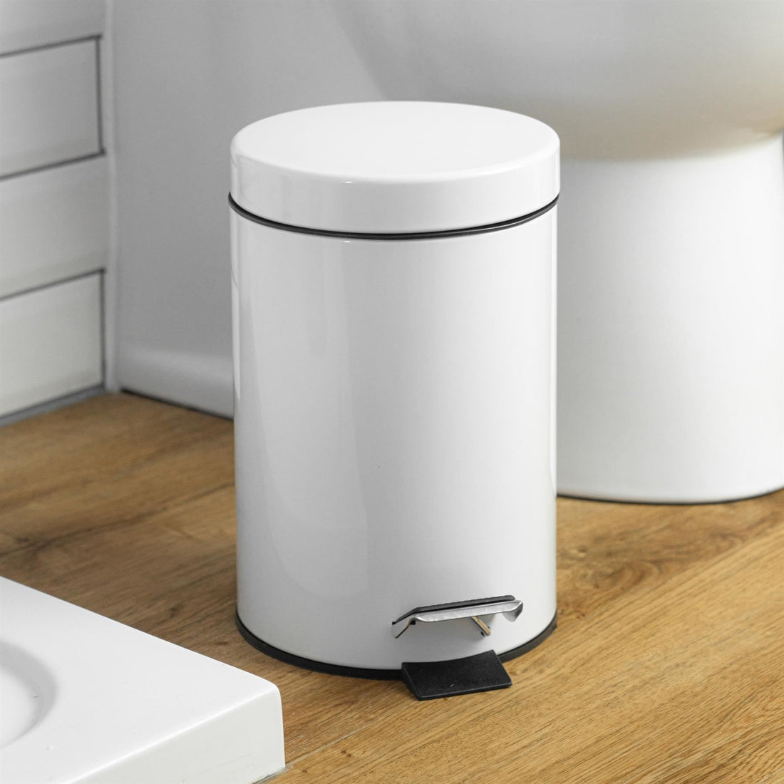 3L Round Stainless Steel Pedal Bin - White