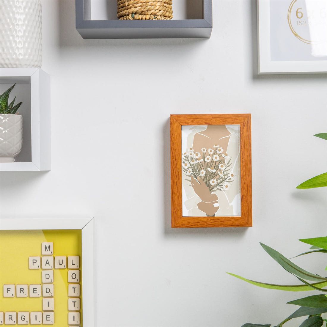 Dark Wood 4" x 6" Shadow Box Photo Frame