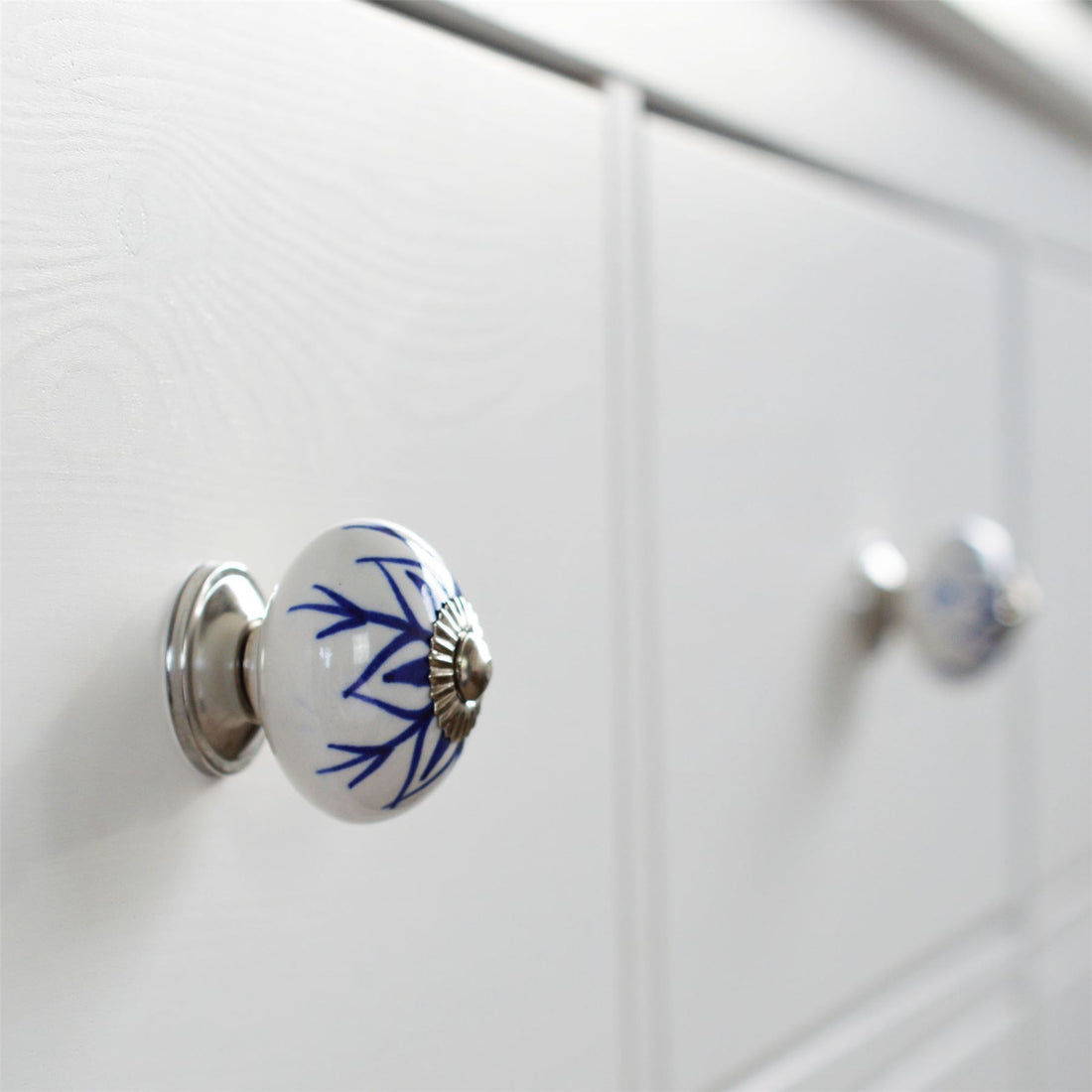 Blue Flower 4.5cm Round Geometric Ceramic Cabinet Knob